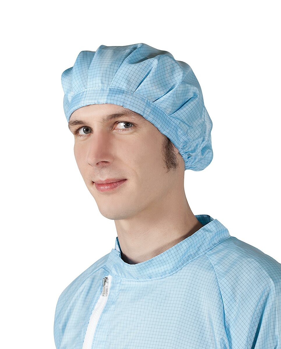 Cleanroom reusable beret hood with press studs at the back