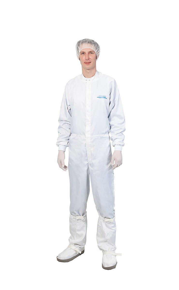 Reusable cleanroom overall with stand-up collar and zipper