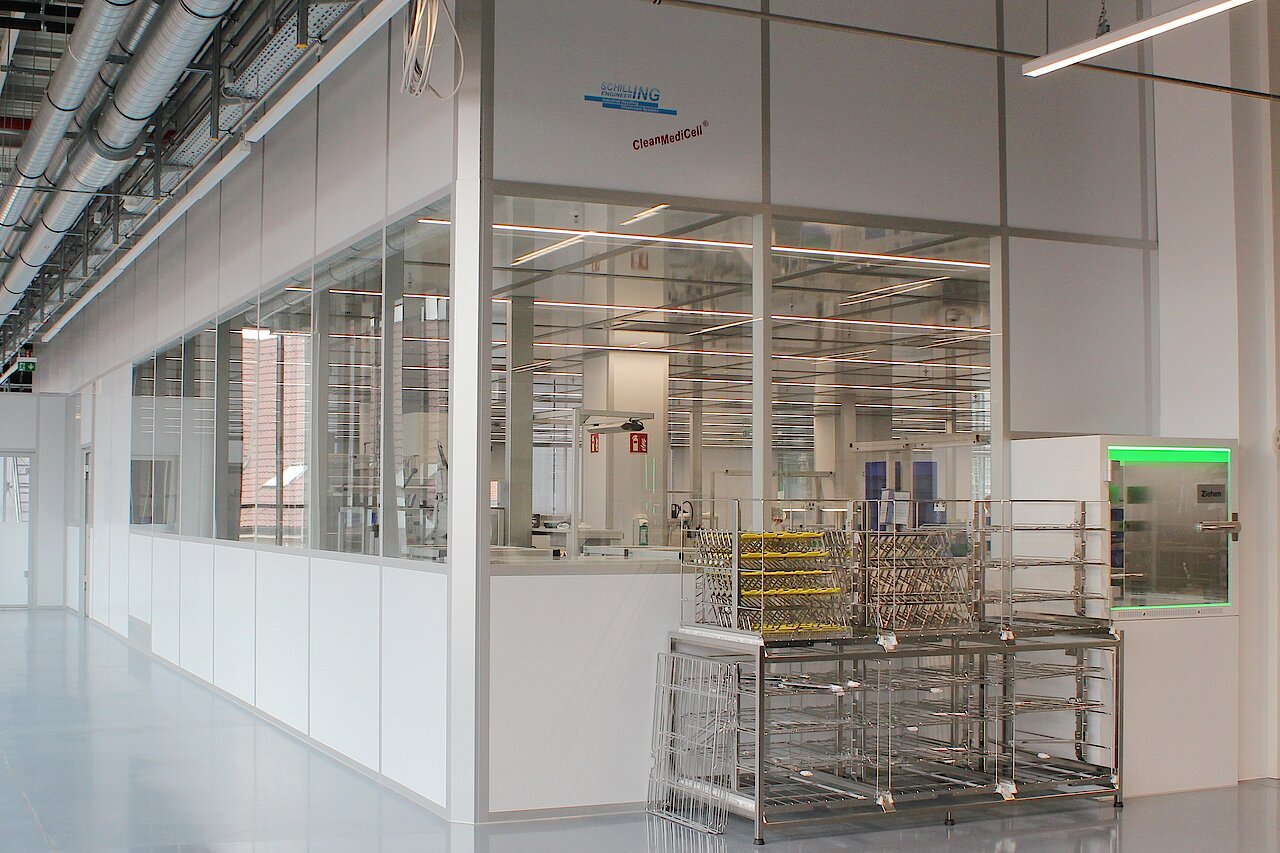 Clean room CleanMediCell, ISO 7
